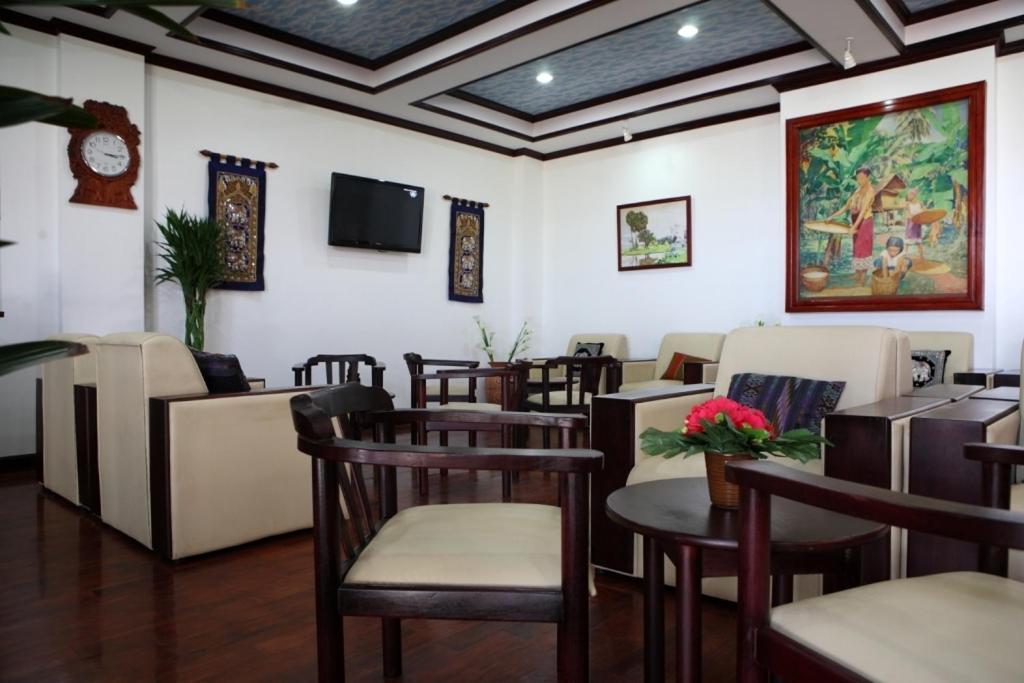 Vansana Riverside Hotel Вьентьян Экстерьер фото