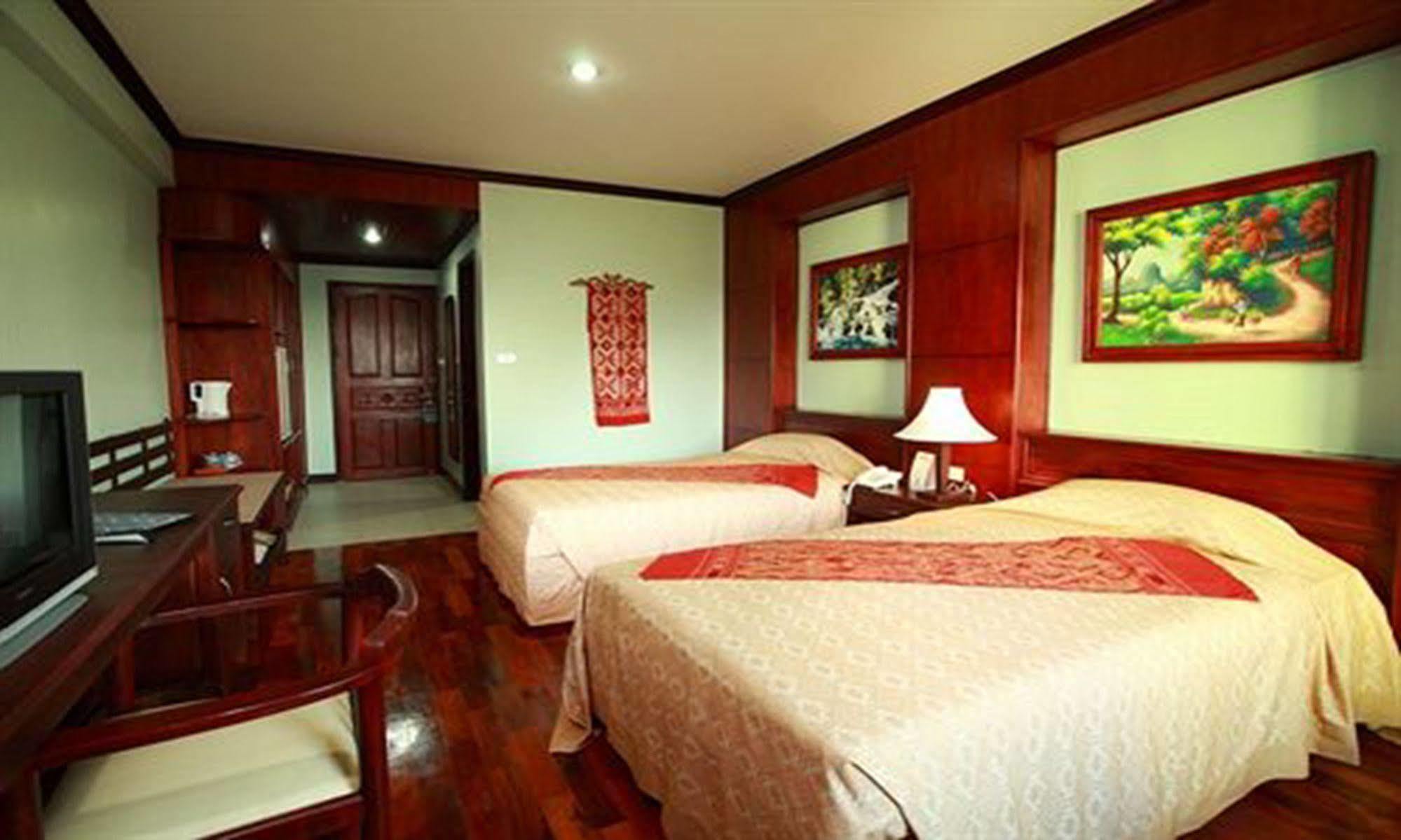 Vansana Riverside Hotel Вьентьян Экстерьер фото