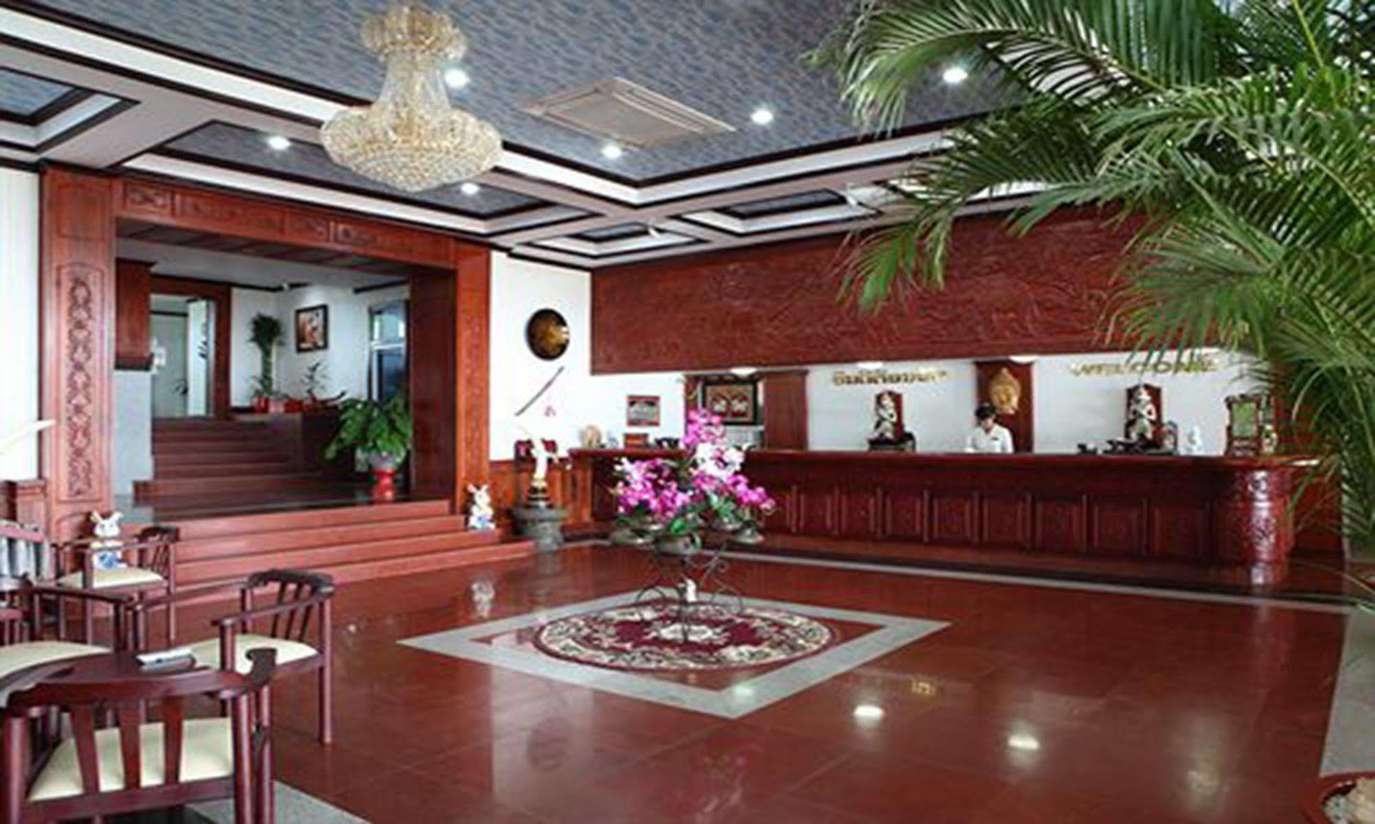 Vansana Riverside Hotel Вьентьян Экстерьер фото